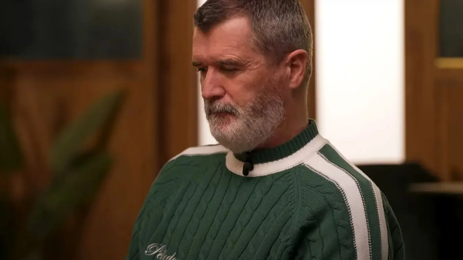 « Pour qui se prend-il ? – Fuming Roy Keane dit aux « conneries » Rod Stewart de prendre sa retraite après avoir « essayé » l’icône de Man Utd