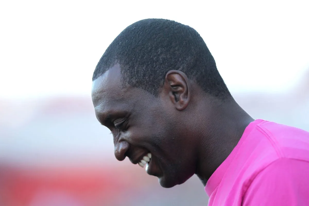 EXCLUSIF | Emile Heskey : Liverpool « doit être professionnel et concentré » lors du choc à Lille