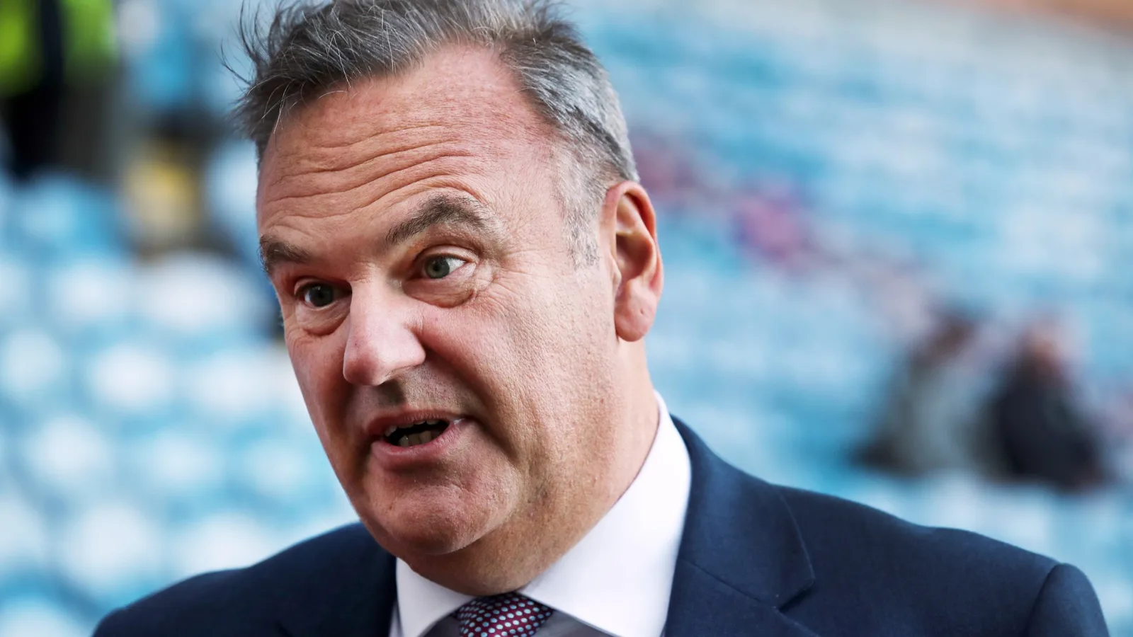 L’ancien chef de la Premier League est désormais propriétaire du « Spanish Accrington Stanley » avec un stade de 6 000 places