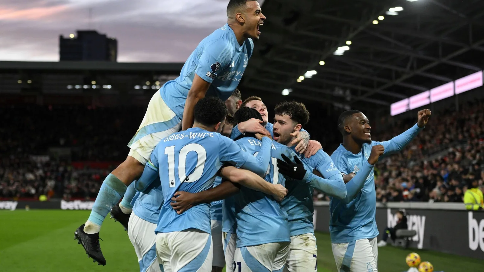 Brentford 0 Nottingham Forest 2 : l’équipe de Nuno fait passer Arsenal à la troisième place alors que sa forme remarquable se poursuit