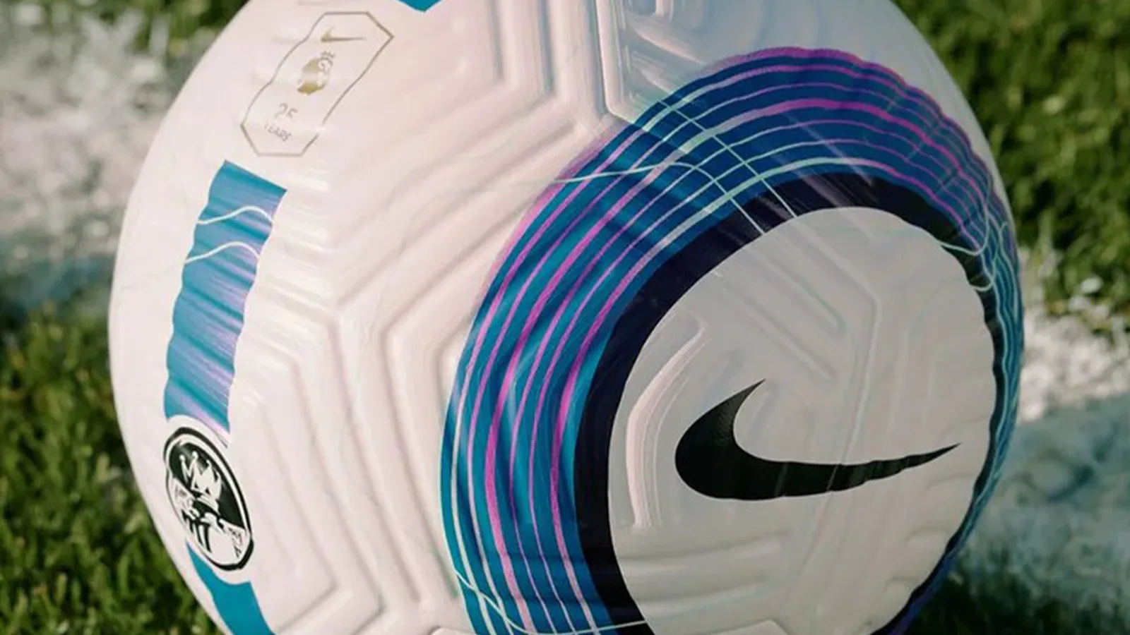 La Premier League présente le nouveau ballon de «Thierry Henry» comme les fans disent: «Quelqu’un a-t-il couru cette dernière Arteta?