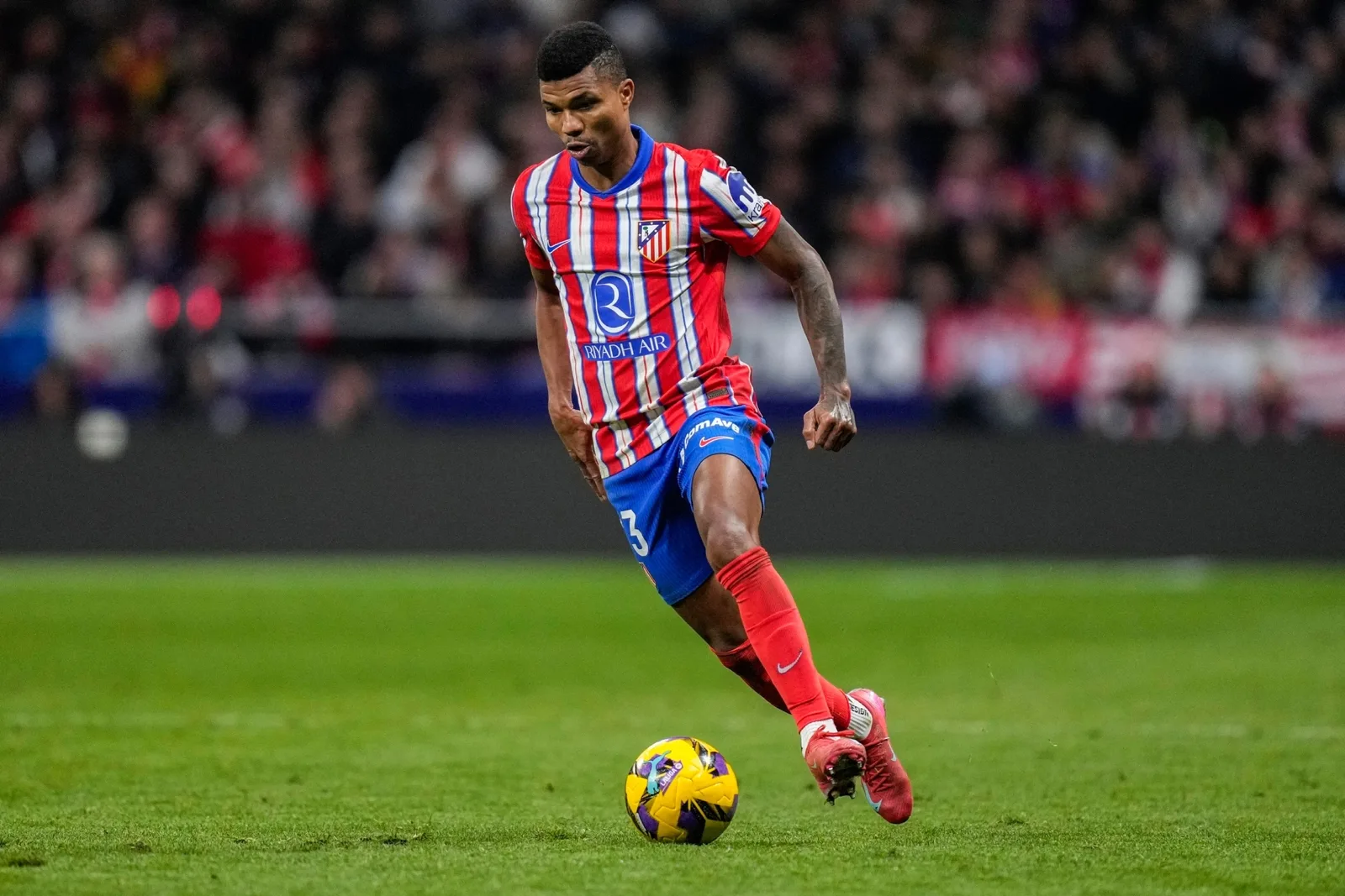 Le défenseur de l’Atletico Madrid lié à Barcelone set pour une extension de contrat