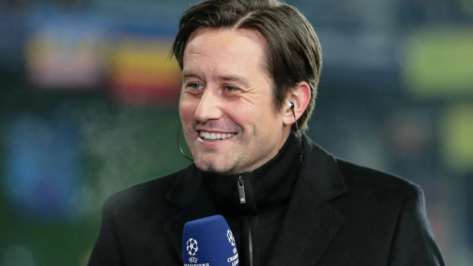 L’ancienne star de l’Arsenal, Tomas Rosicky, s’est précipitée à l’hôpital avec des problèmes cardiaques alors qu’il publie une déclaration inquiétante