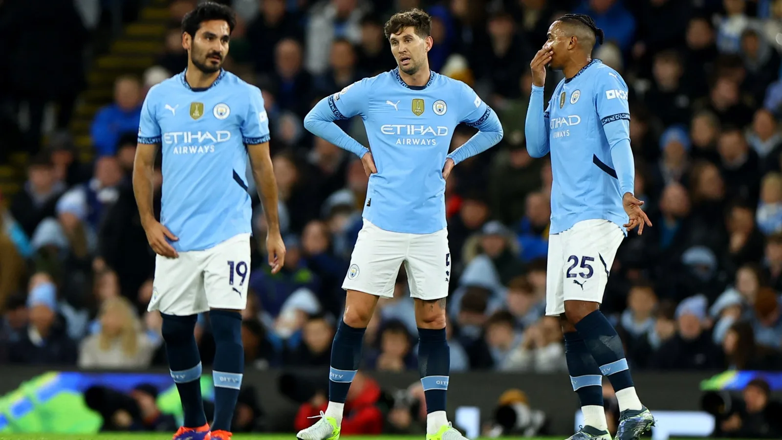 Les fans demandent que « l’administrateur de Man City soit limogé » après une vidéo « embarrassante » publiée après la défaite 4-0 de Tottenham