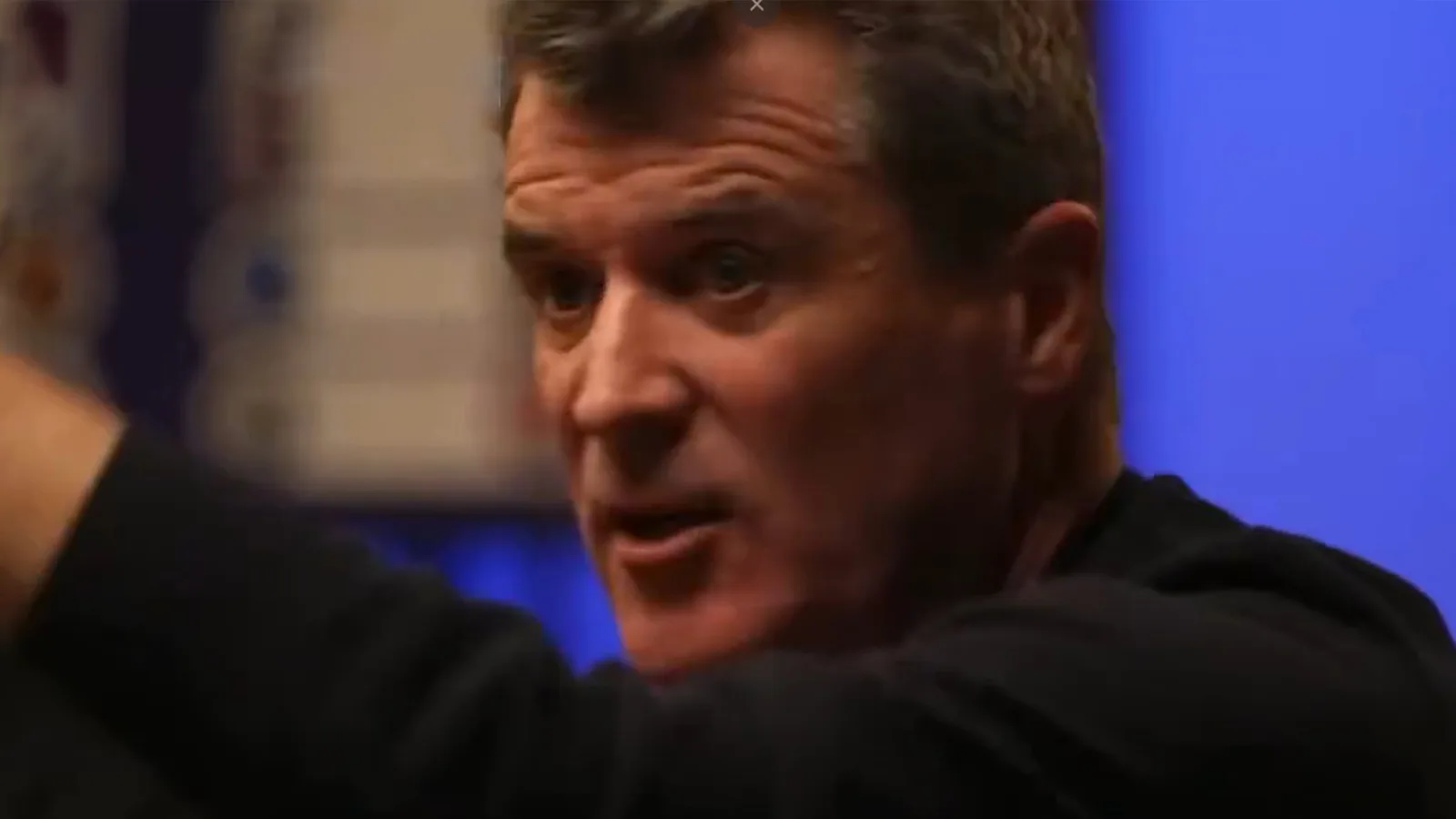 « Asseyez-vous… enfantin », fulmine Roy Keane contre Ian Wright et qualifie la star de Man Utd de « putain de conneries » lors de la surveillance du match d’Arsenal