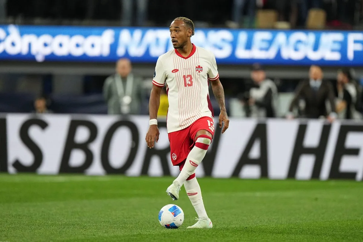 «  Mehdi Benatia doit monter sur son agent  » – Derek Cornelius sur l’avenir de son coéquipier Jonathan David