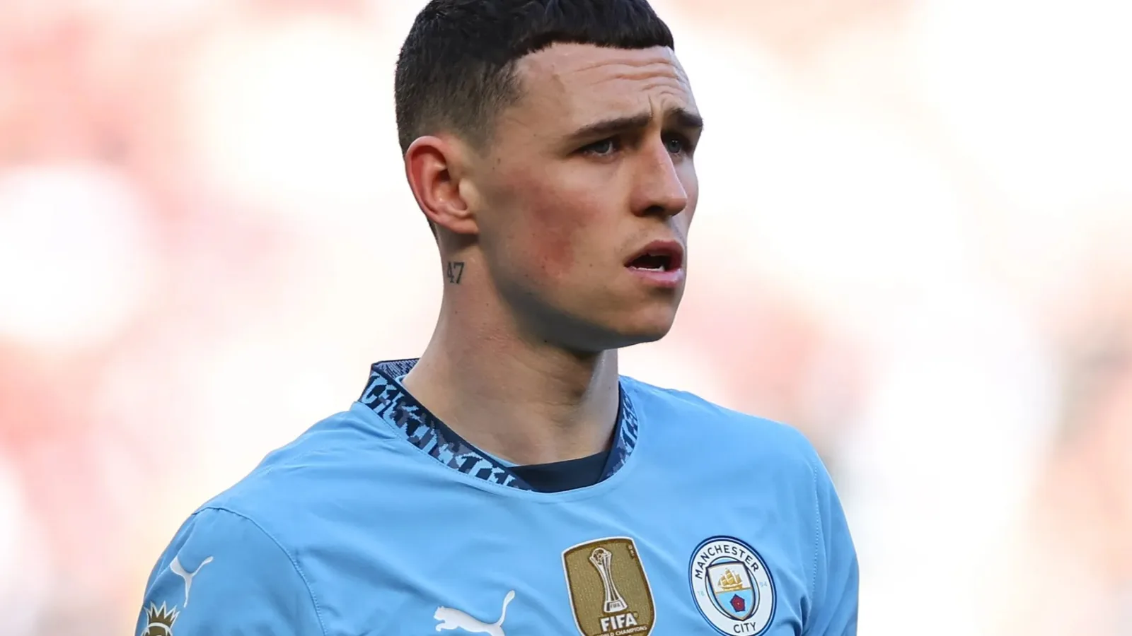 Phil Foden publie un message à trois mots après que les fans de l’homme se soient malades sur sa mère à Manchester Derby