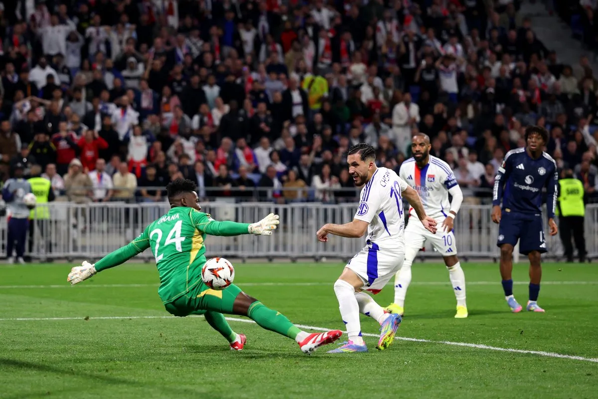 «  Nous étions bien mieux  » – Rayan Cherki Slams de Lyon « effrayé » « Manchester United de Manchester United