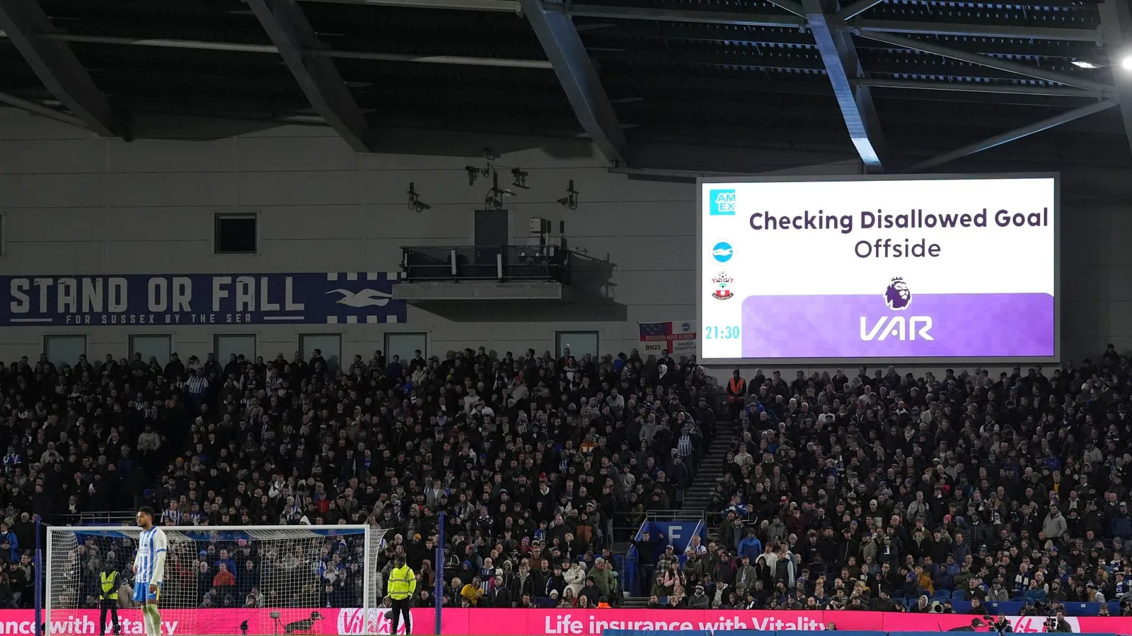 Brighton 1 Southampton 1 : le match se termine par une controverse alors que les Saints ont nié le but gagnant après l’appel du VAR