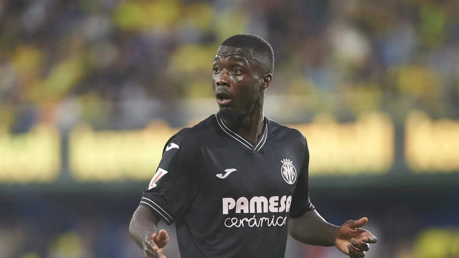 L’ancienne signature du record d’Arsenal, 29 ans, «pourrait faire du choc de retour en Premier League comme Everton et Wolves Circle pour le transfert»