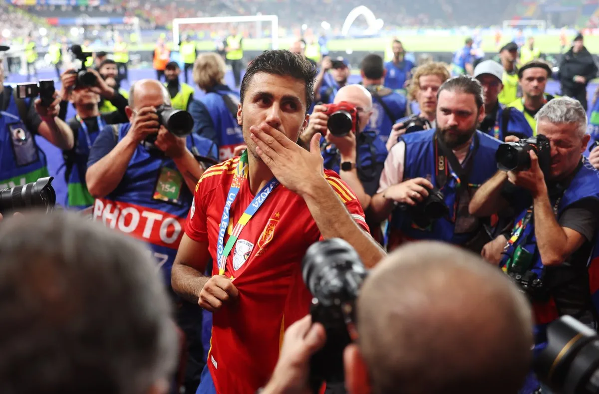 Différence de points étroite entre Rodri et Vinicius Jr. lors du vote pour le Ballon d’Or révélée