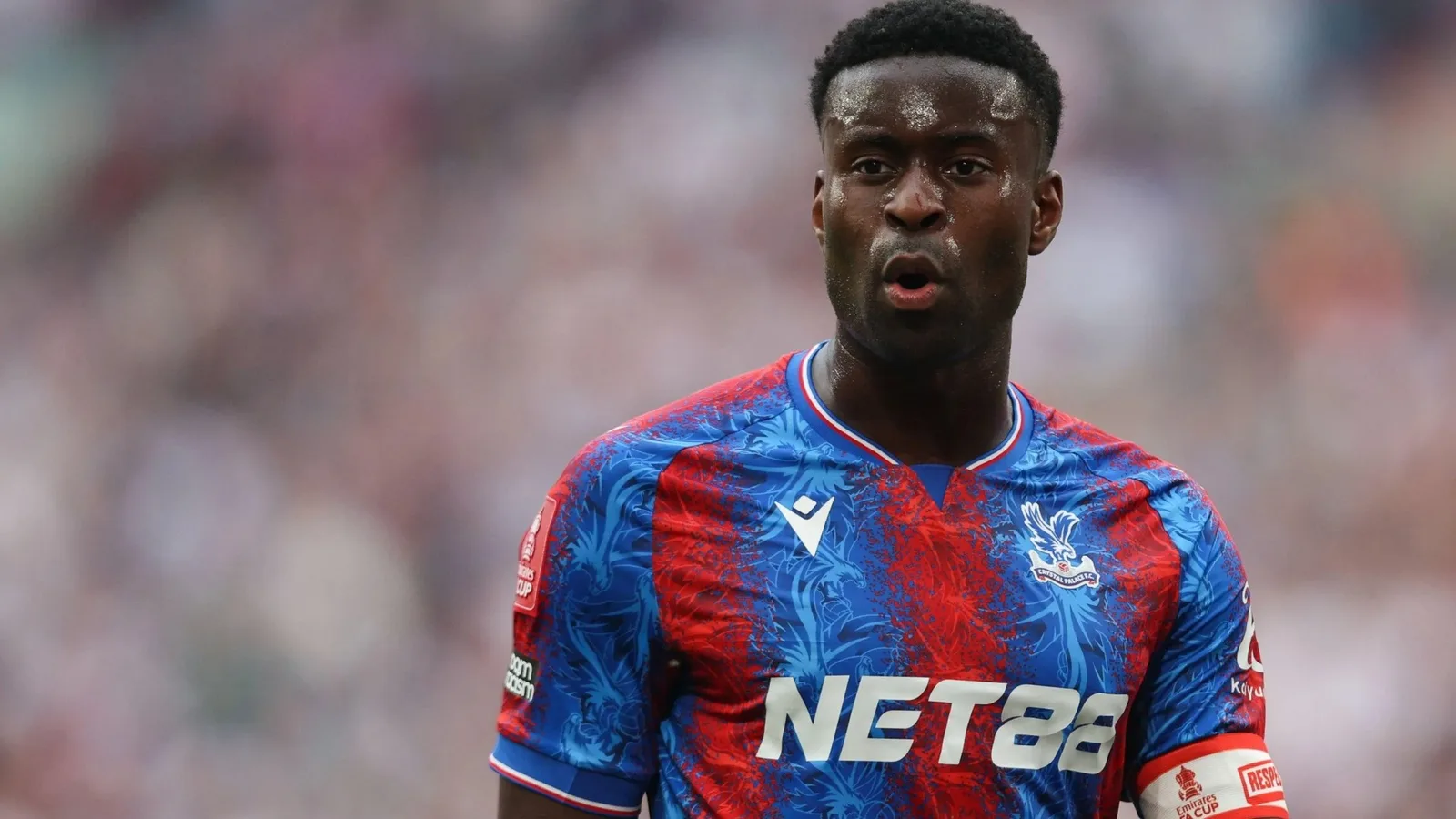 Pourquoi le passeport ivoirien de Marc Guehi pourrait être la clé de la manquante à Newcastle et Chelsea sur le transfert