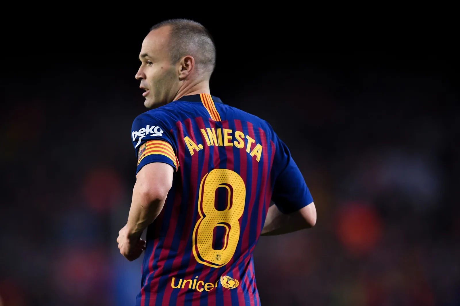 Andres Iniesta laisse tomber une incroyable entrée finale de la Ligue des champions 2009