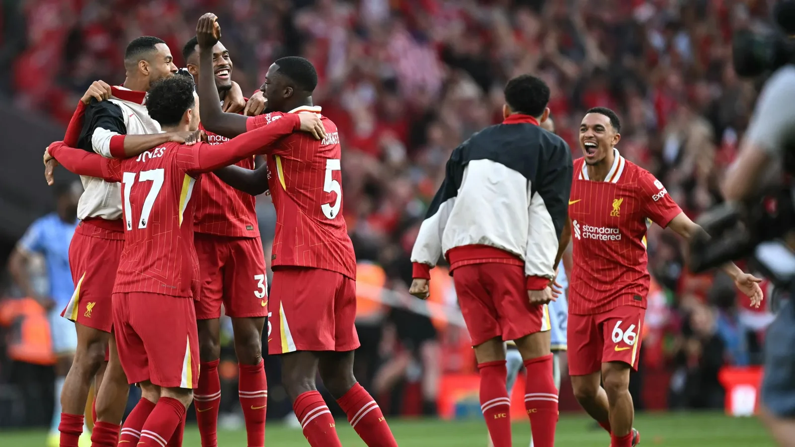 Combien obtiennent Liverpool pour avoir remporté le titre de Premier League?