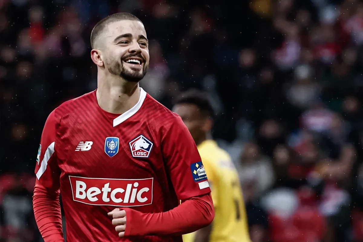 Lille Lille Edon Zhegrova est une longue absence de blessure