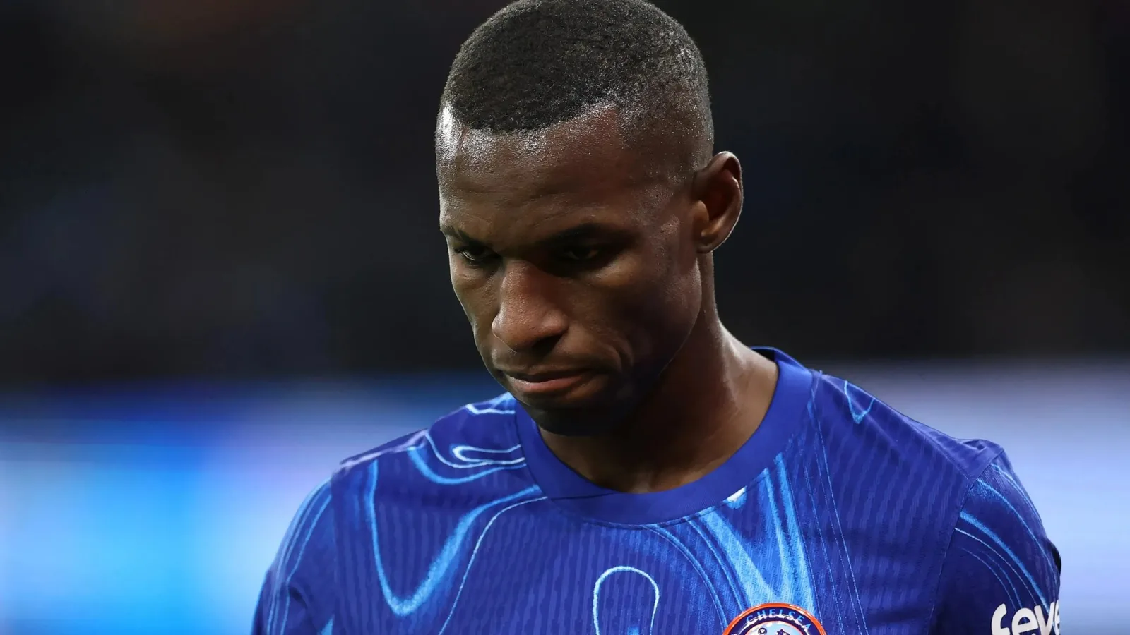 Chelsea faisant face à la crise de l’attaquant avec Nicolas Jackson a exclu pendant six semaines alors qu’Enzo Maresca a subi un coup de blessure